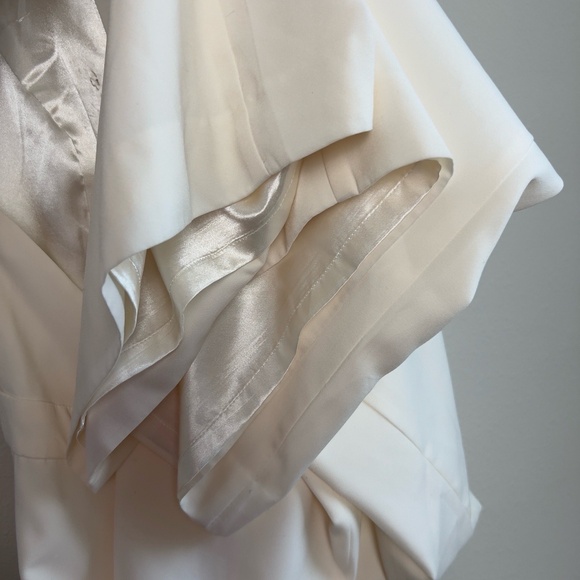 Jill Stuart Halter Wide Leg Jumpsuit White Off-White Elegant Flowy Deep V-Back - Picture 15 of 16